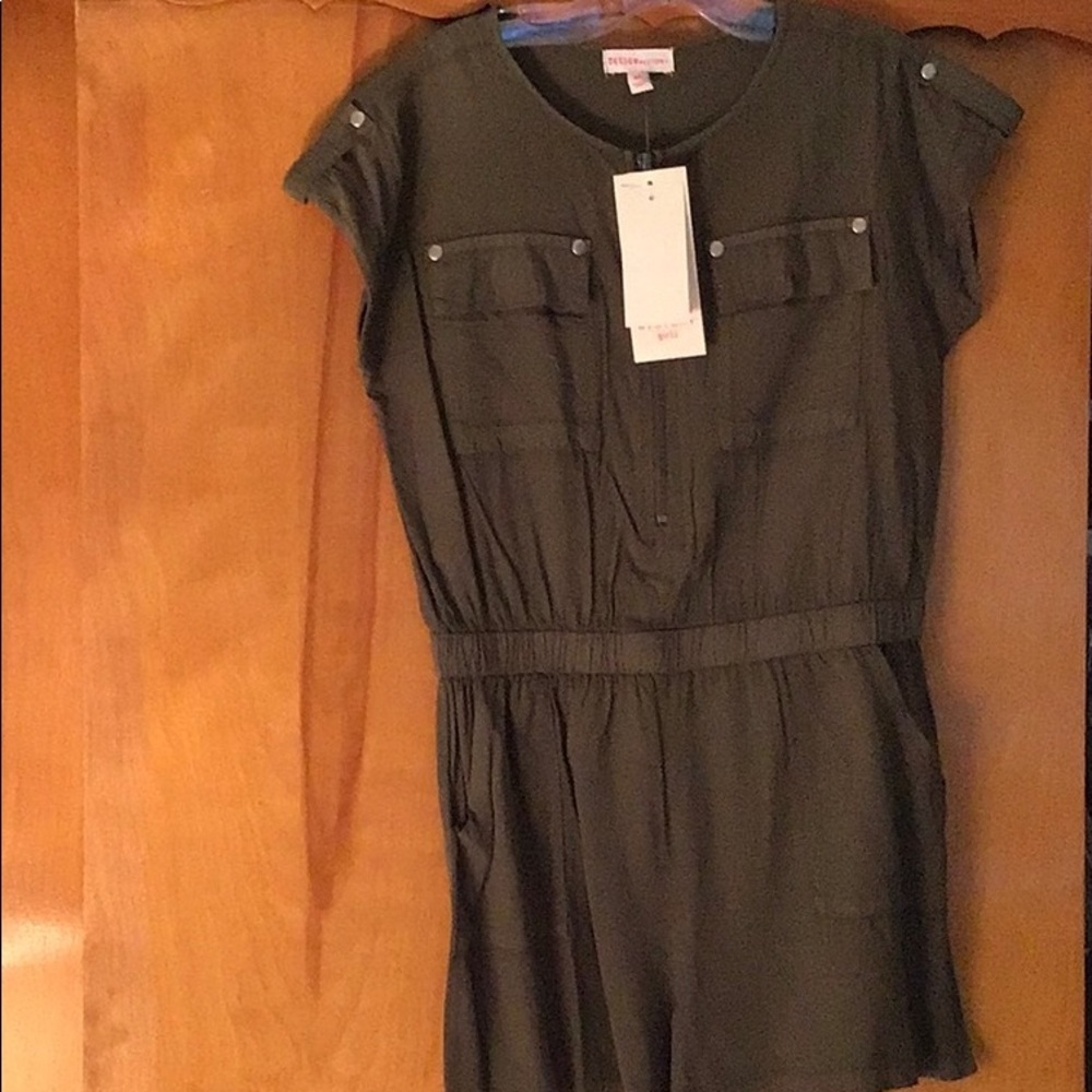 Design History Girls Zip Front Cargo Romper